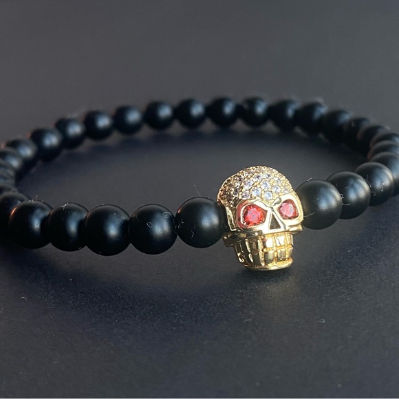 Matte Onyx Gemstone With Gold Zircon Skull Charm - Picture 4 of 7